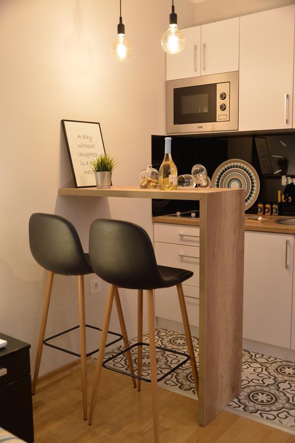 Apartment Pleasure Novi Sad Exterior foto